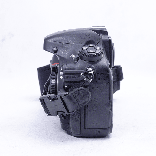 Nikon D800 Digital SLR - Usado 8