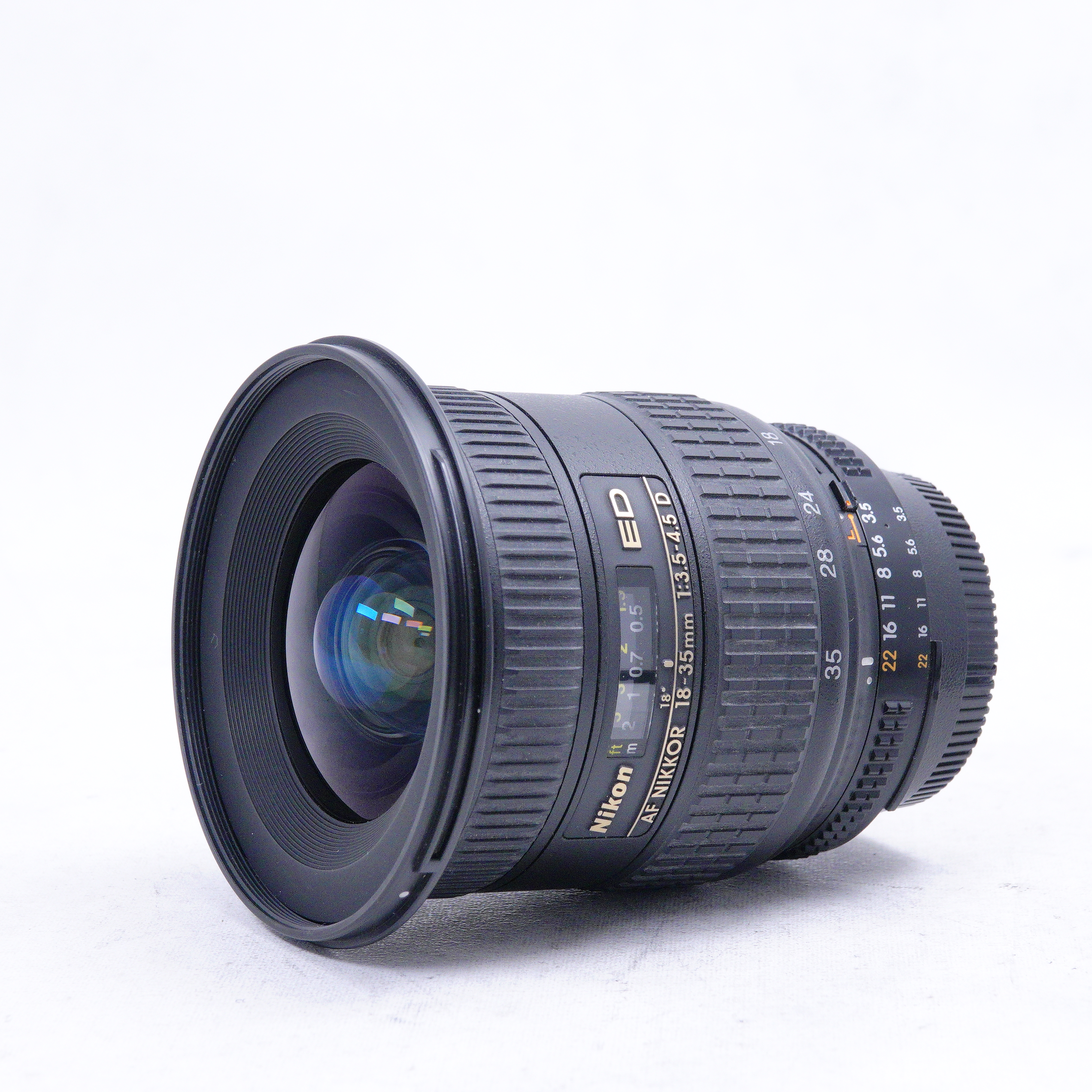 Lente Nikon AF NIKKOR 18-35mm f3.5-4.5 G ED - Usado