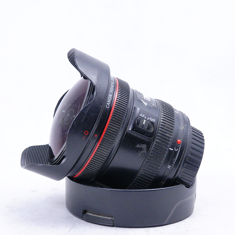 Canon EF 8-15mm f/4L Fisheye USM - Usado 3