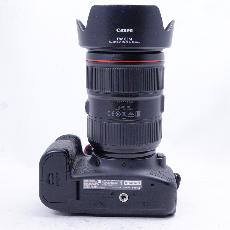 Canon EOS 6D Mark II DSLR Camera with 24-105mm f/4L II - Usado 5