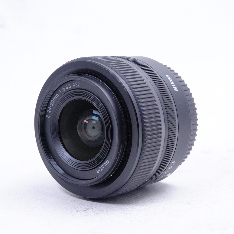 Nikon Z6 II con lente Nikkor 24-50mm y Adaptador FTZ - Usado 13