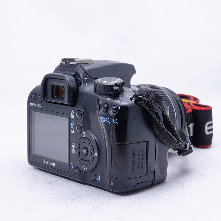 Canon EOS Rebel XS con 18-55mm - Usado 5