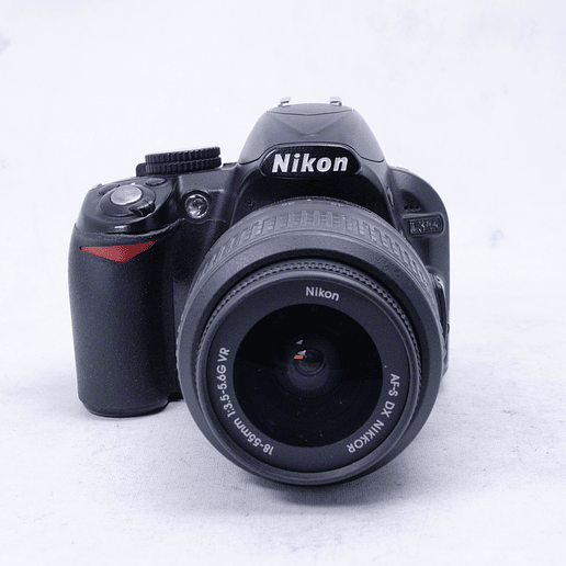 Nikon D3100 con lente Kit 18-55mm - Usado 2