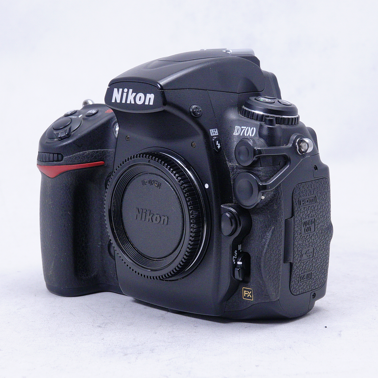 Nikon D700 SLR Digital Camera - Usado 9