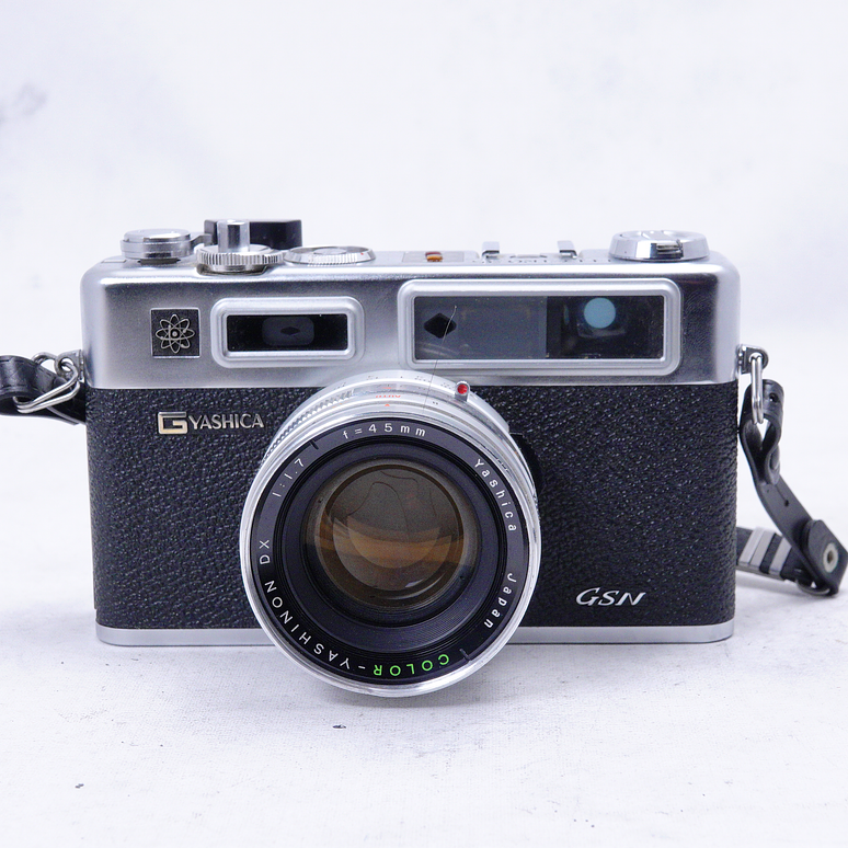 Yashica Electro 35 GSN con accesorios - Usado 1