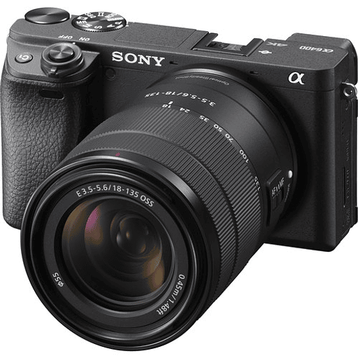 Sony a6400 Mirrorless con lente kit 18-135mm - Usado 1