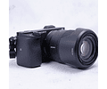 Sony a6400 Mirrorless con lente kit 18-135mm - Usado