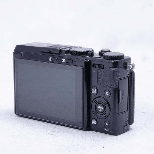 FUJIFILM X70 Digital Camera (Black) - Usado 5