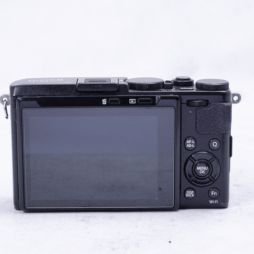 FUJIFILM X70 Digital Camera (Black) - Usado 6