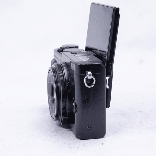 FUJIFILM X70 Digital Camera (Black) - Usado 8