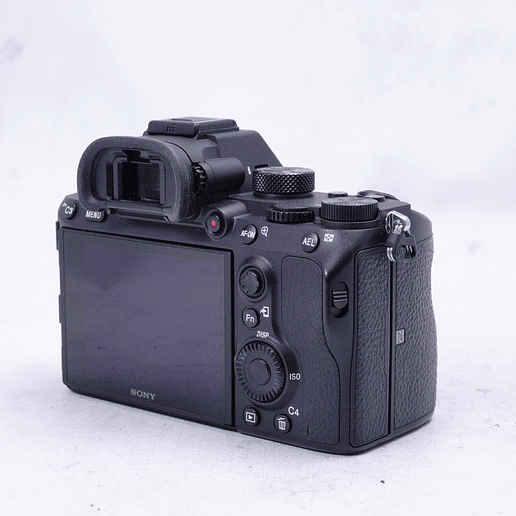 Sony A7III en caja con 3 baterías y accesorios - Usado 5