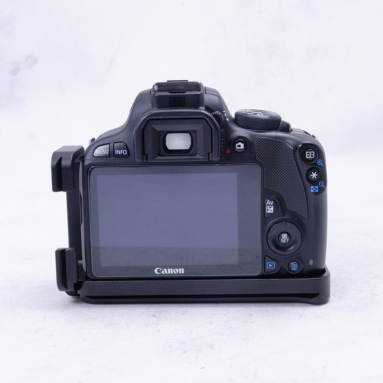 Canon EOS Rebel SL1 DSLR con 18-55mm - Usado 6