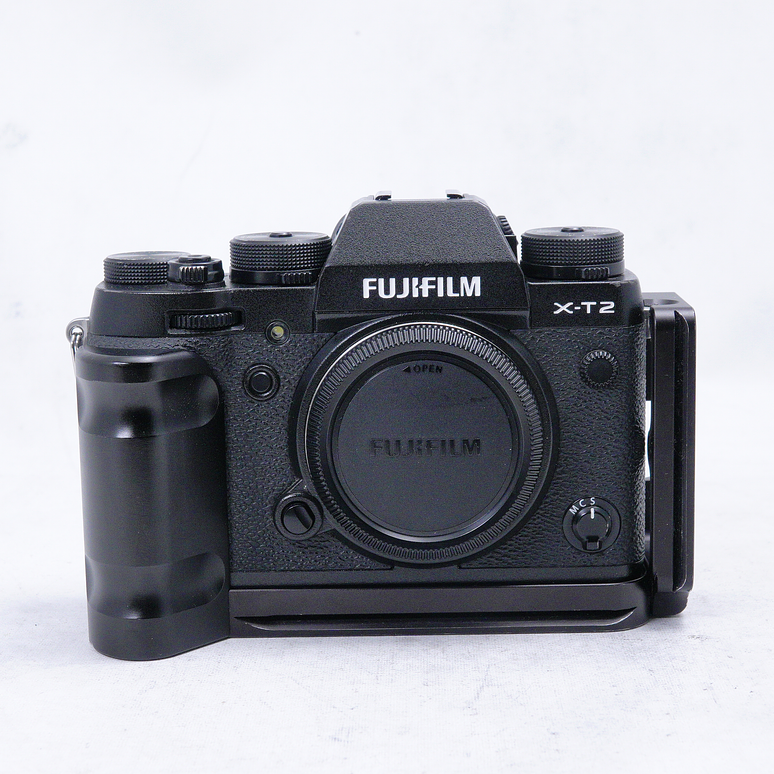 FUJIFILM X-T2 con accesorios - Usado 2