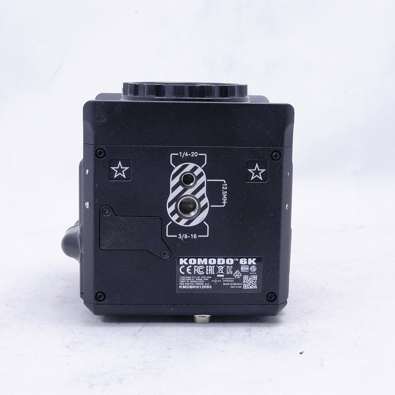 KIT RED DIGITAL CINEMA KOMODO 6K (Canon RF) - Usado 7