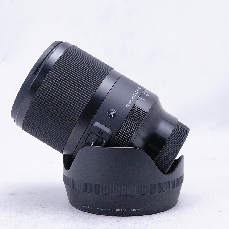 Sigma 35mm f/1.4 DG DN Art para Sony E - Usado 3