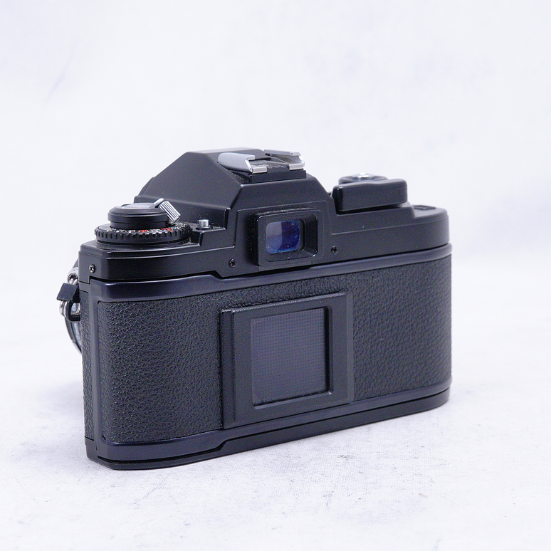 Nikon FG con Nikon series E 50mm f1.8 y Nikkor 200mm F4 - Usado 5