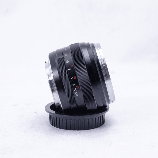 Lente ZEISS Planar T* 50mm f1.4 ZE (Canon EF) - Usado 5