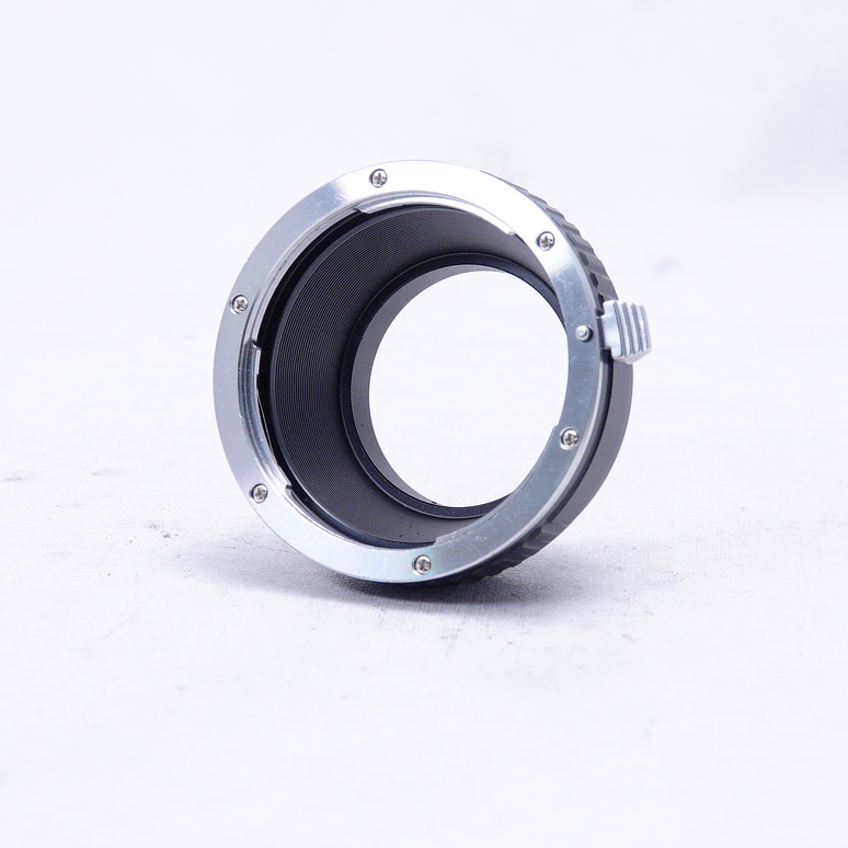 Adaptador K&F Concept a EOS EF/EF-S para Fuji FX - Usado 3