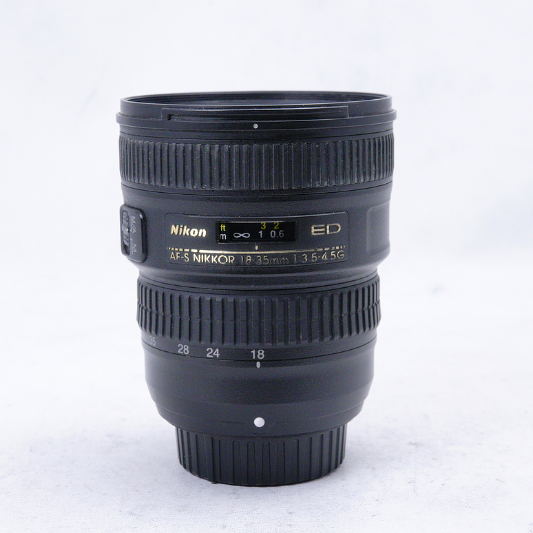 Lente Nikon AF-S NIKKOR 18-35mm f3.5-4.5G ED - Usado 2