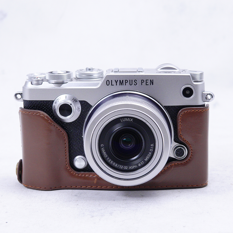 Olympus PEN-F Silver con lente 12-32 kit - Usado 5