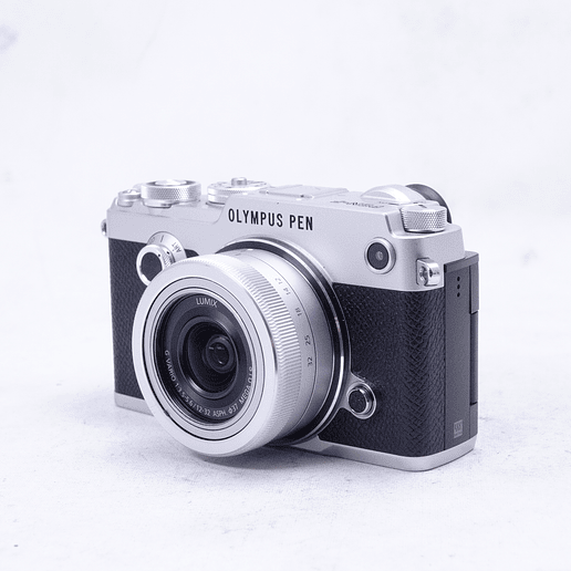 Olympus PEN-F Silver con lente 12-32 kit - Usado 7