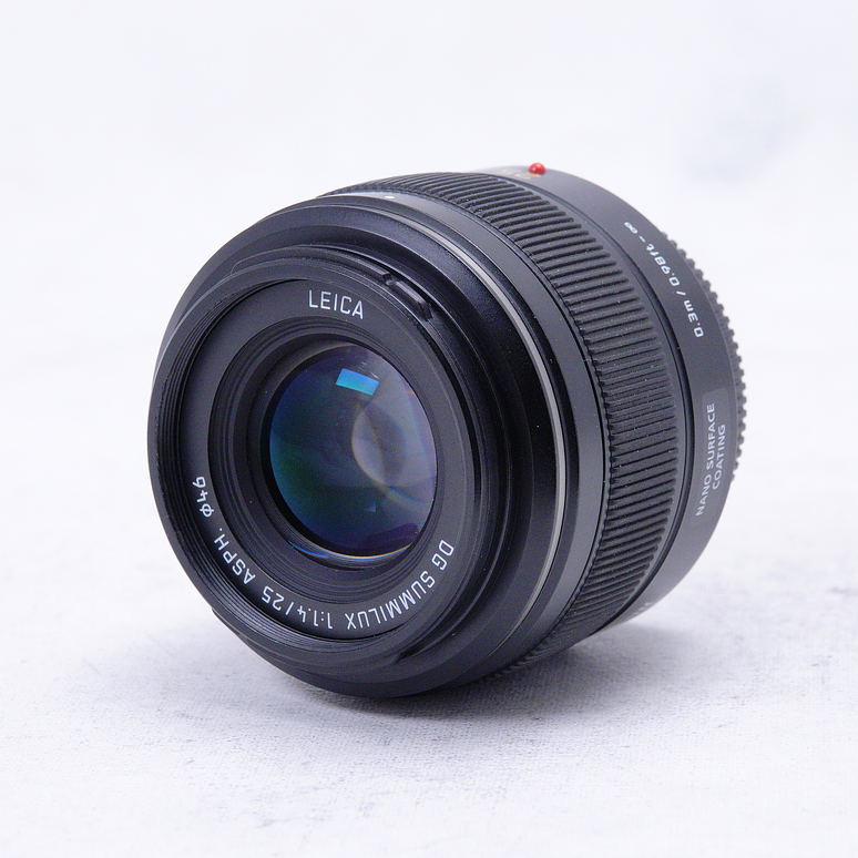 Panasonic Leica DG Summilux 25mm f/1.4 ASPH - Usado 3