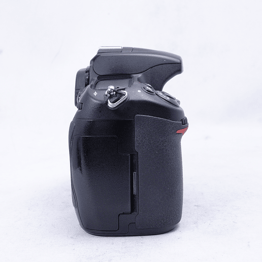 Nikon D300 Body (PARA REPARACIÓN/PARTES) - Usado 4