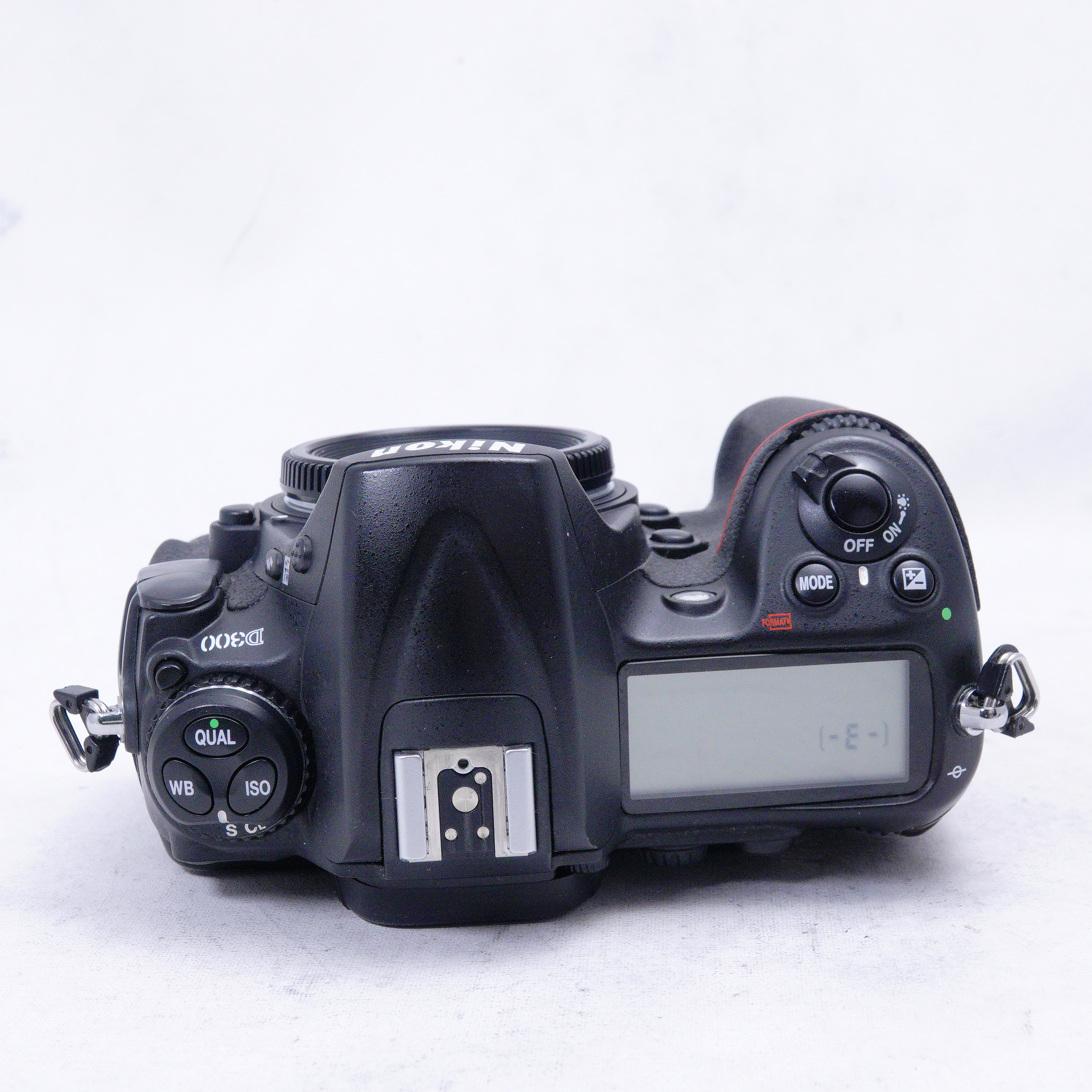 Nikon D300 Body (PARA REPARACIÓN/PARTES) - Usado