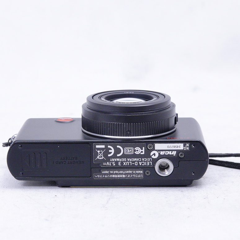 Leica D-LUX 3 (Black) - Usado 11