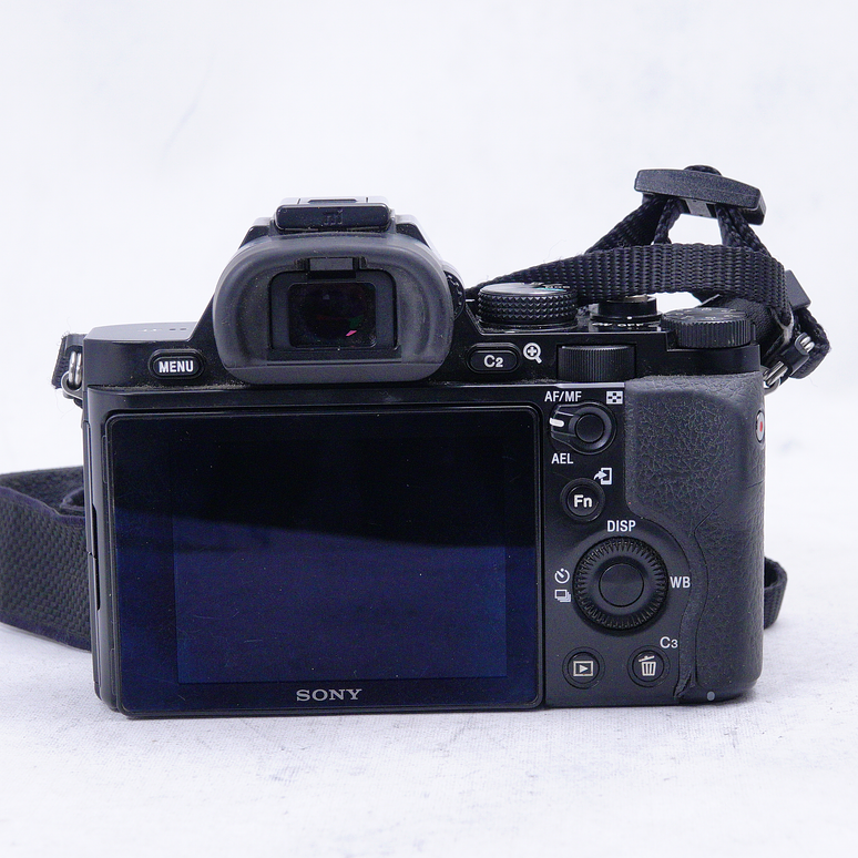 Sony a7 con lente kit Sony OSS FE 28-70mm f3.5-5.6 - Usado 7