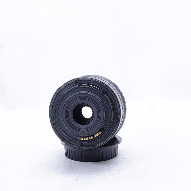 Lente Canon EF-S 10-18mm f4.5-5.6 IS STM - Usado 6