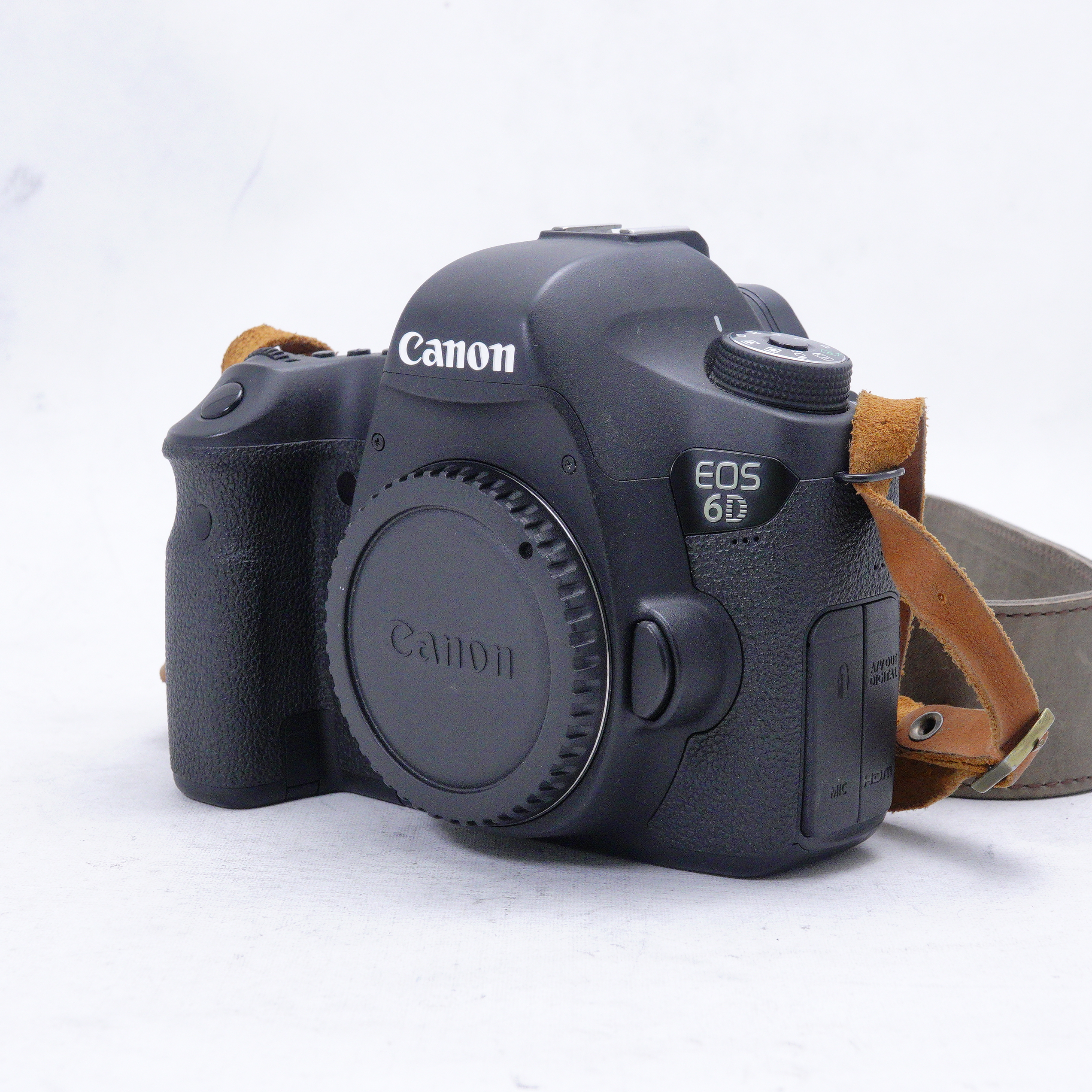 Canon EOS 6D DSLR - Usado