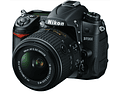 Nikon D7000 con lentes 18-55mm 50mm f1.8 55-200mm y accesorios - Usado