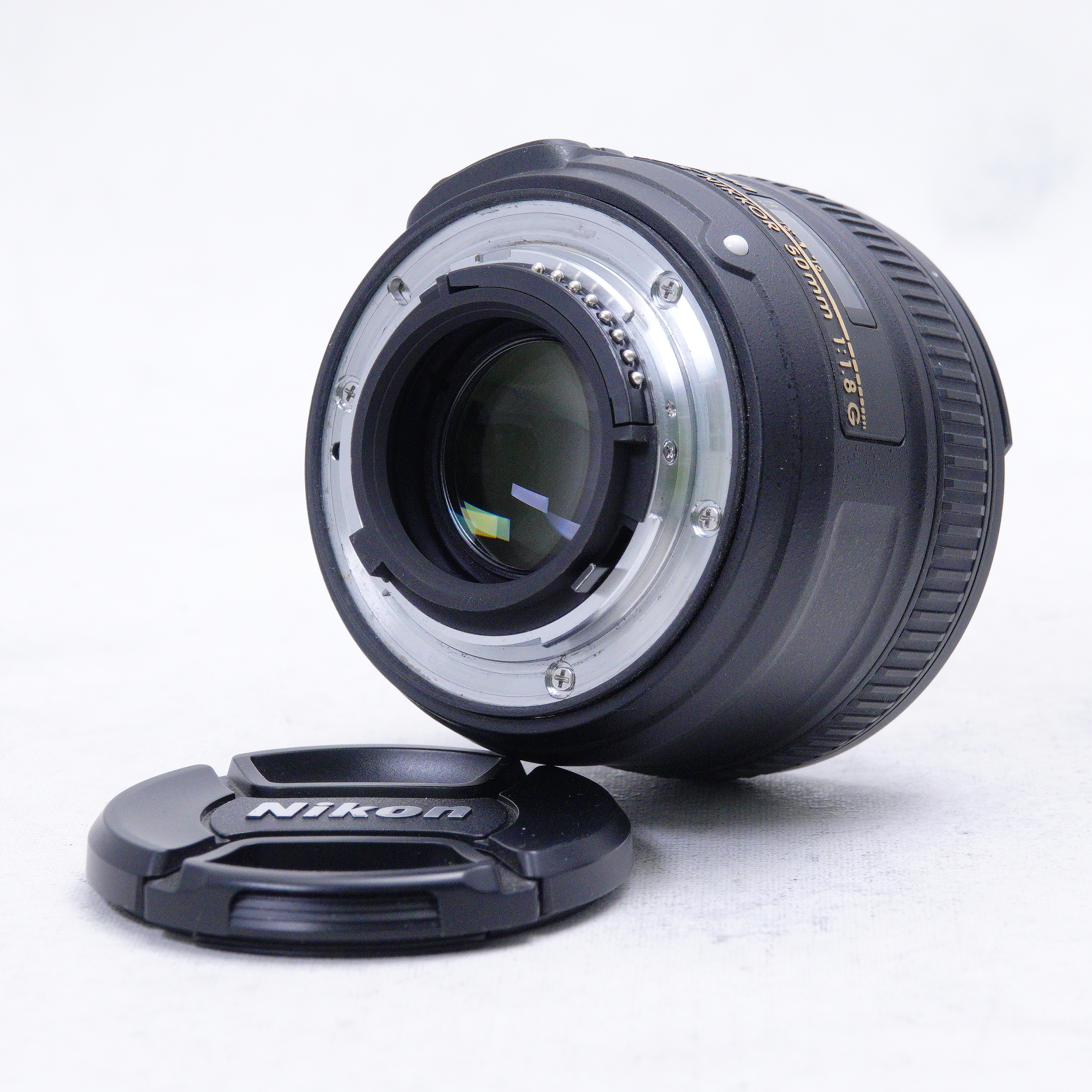 Nikon D7000 con lentes 18-55mm 50mm f1.8 55-200mm y accesorios - Usado