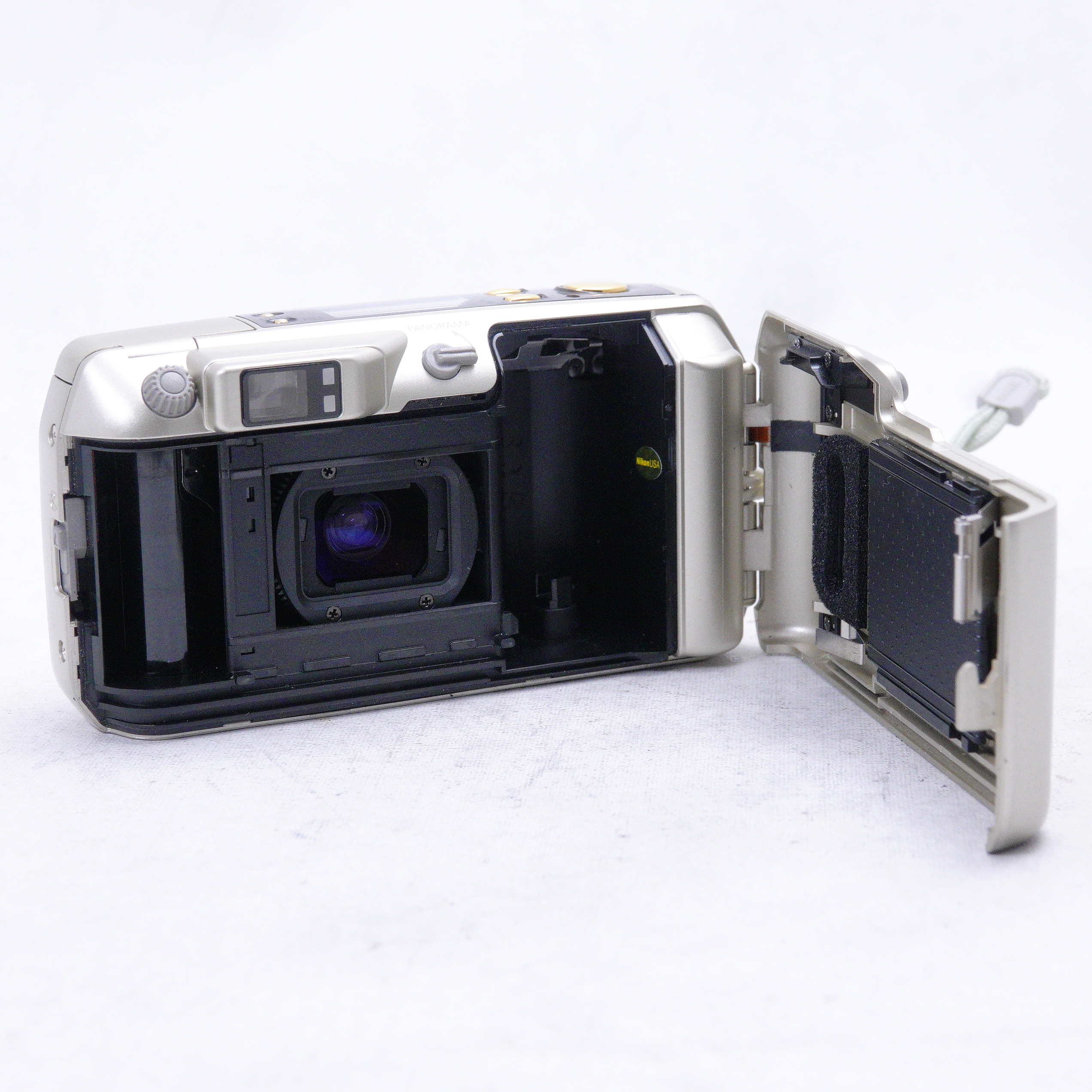 Nikon Lite Touch Zoom 130 ED AF (35mm) - Usado
