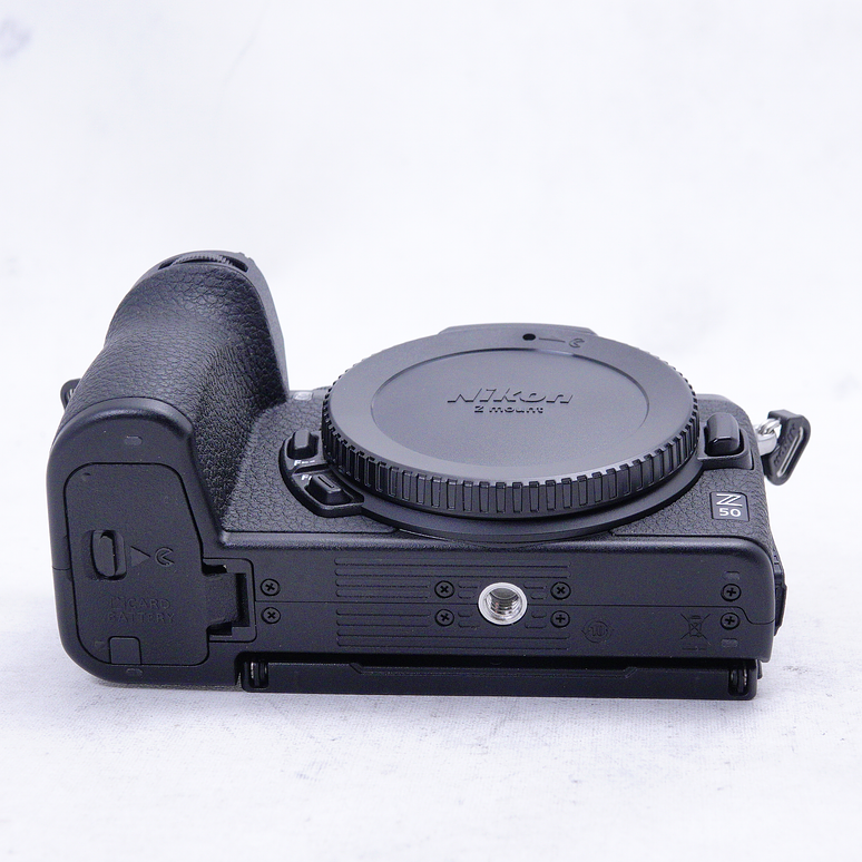 Nikon Z50 en caja original y bolso de transporte - Usado 11