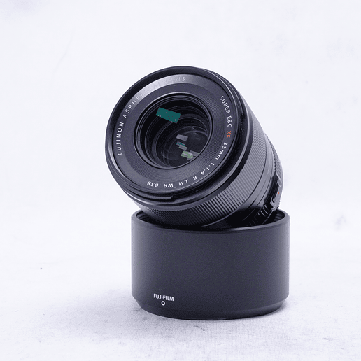  FUJIFILM XF 33mm f/1.4 R LM WR - Usado 2