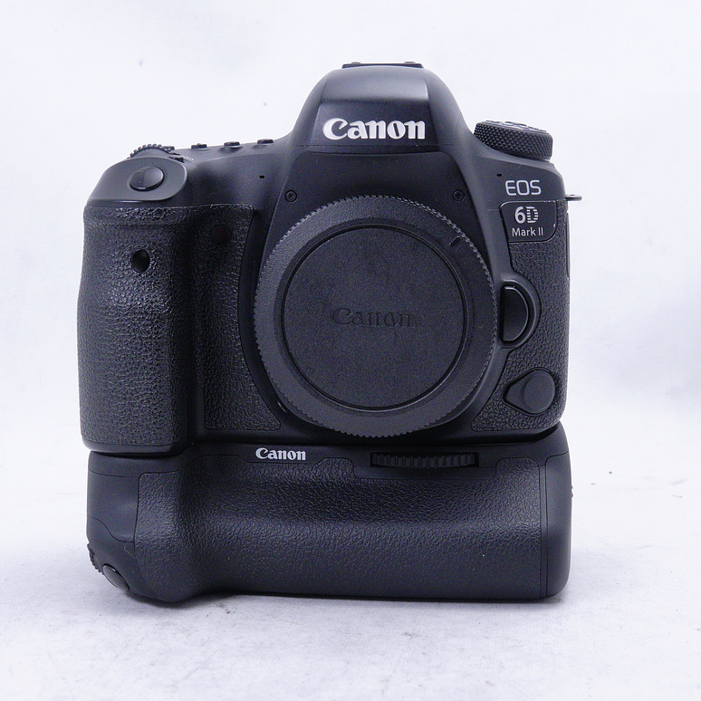 Canon EOS 6D Mark II con Grip BG-E21 - Usado 2