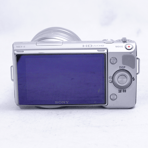 Sony NEX 5 con lente 18-55mm kit - Usado  4