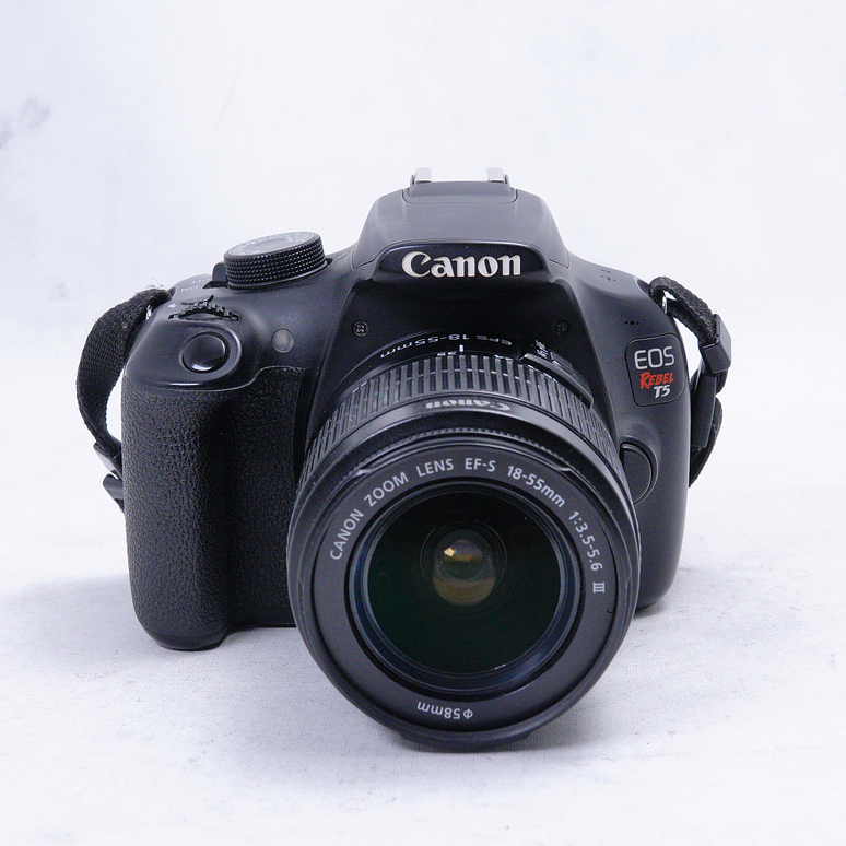 Canon EOS Rebel T5 con lente kit 18-55mm versión III - Usado 2