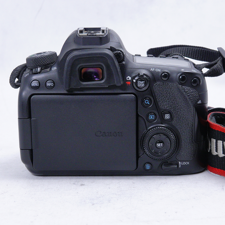 Canon EOS 6D Mark II - Usado 5