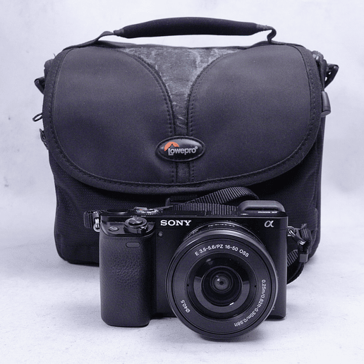 Sony A6000 con lente kit 16-50mm PZ OSS - Usado 10