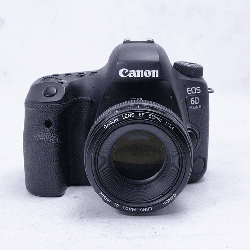 Canon 6D Mark II con lente Canon EF 50mm F1.4 - Usado 1