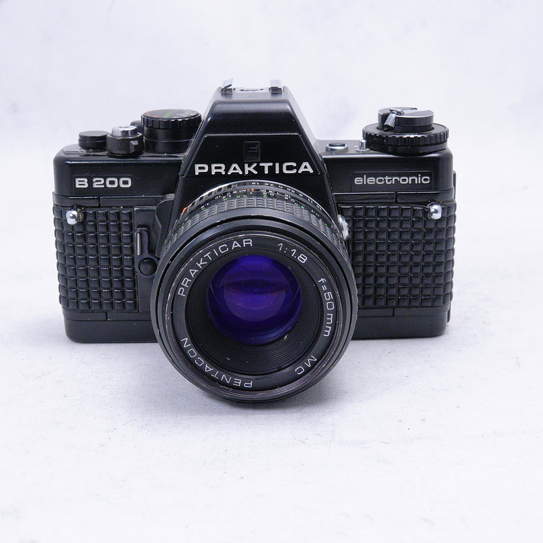 Praktica B200 con lente 50mm f1.8 - Usado 1