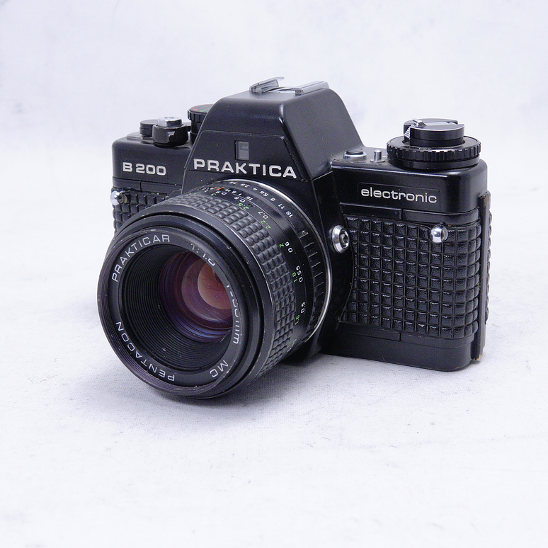 Praktica B200 con lente 50mm f1.8 - Usado 8