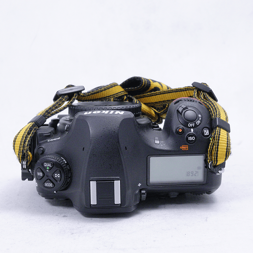 Nikon D850 DSLR con L-Bracket - Usado 7