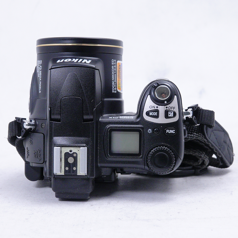 Nikon Coolpix 5700 - Usado 5