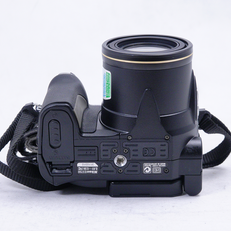 Nikon Coolpix 5700 - Usado 6