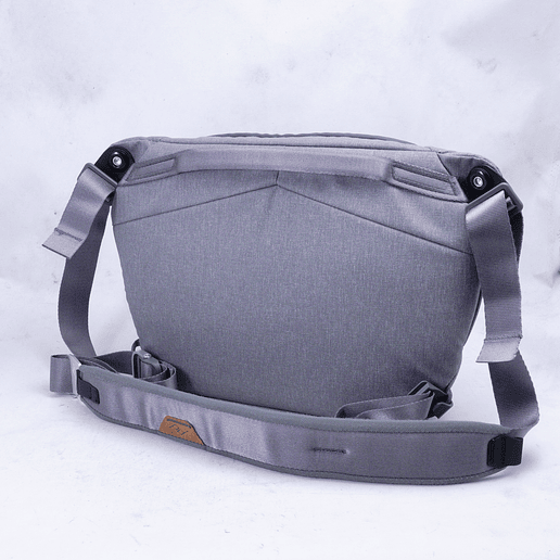 Bolso Peak Design Everyday Sling v2 (6L, Ash) - Usado 5
