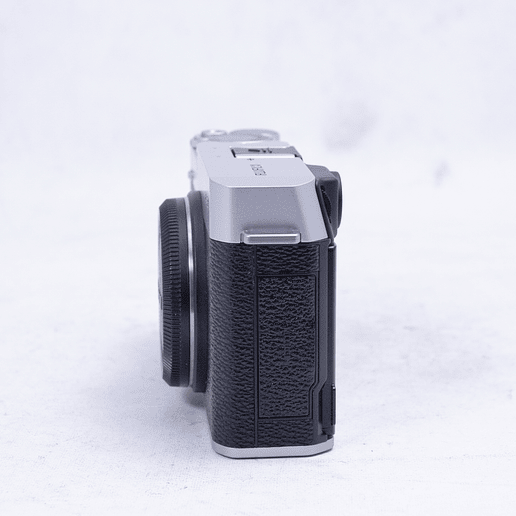 FUJIFILM X-E4 Mirrorless Camera (Silver) - Usado 5